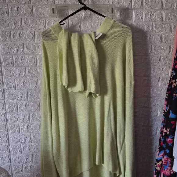 Free People Sweaters - Malibu free people beach lime set